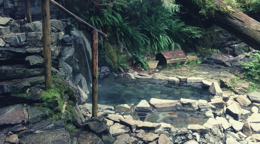 goldmyer hot springs7 intext