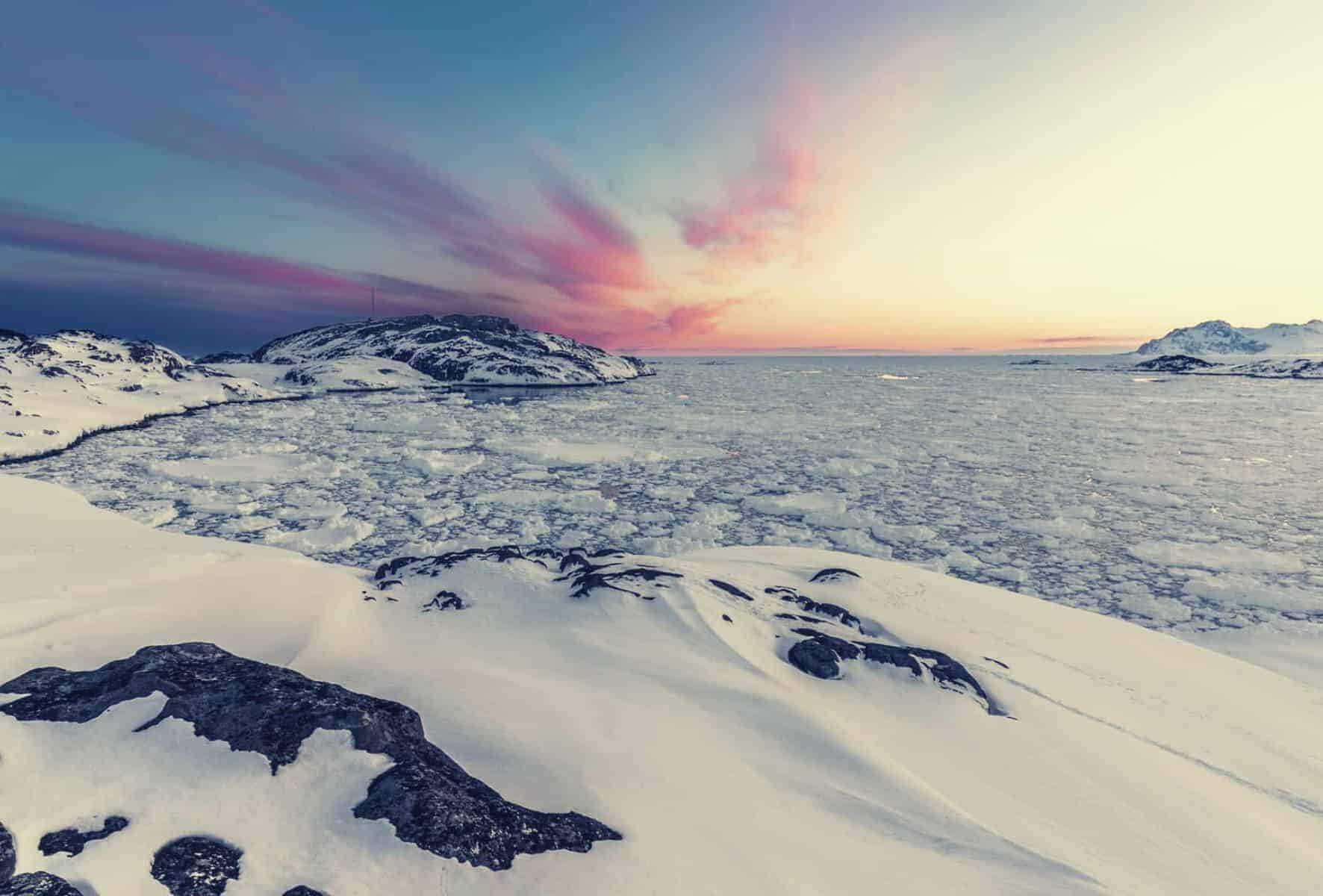 backpacking hiking greenland featimage