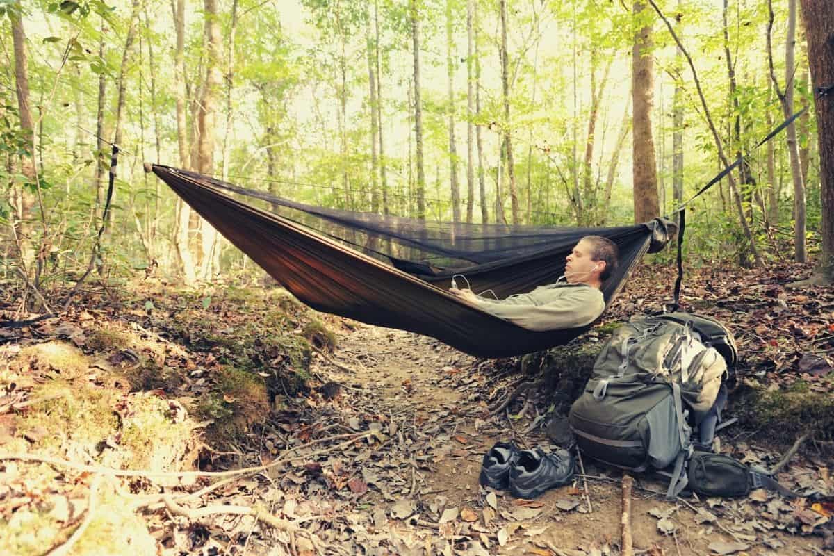 how to wash a hammock - featimg