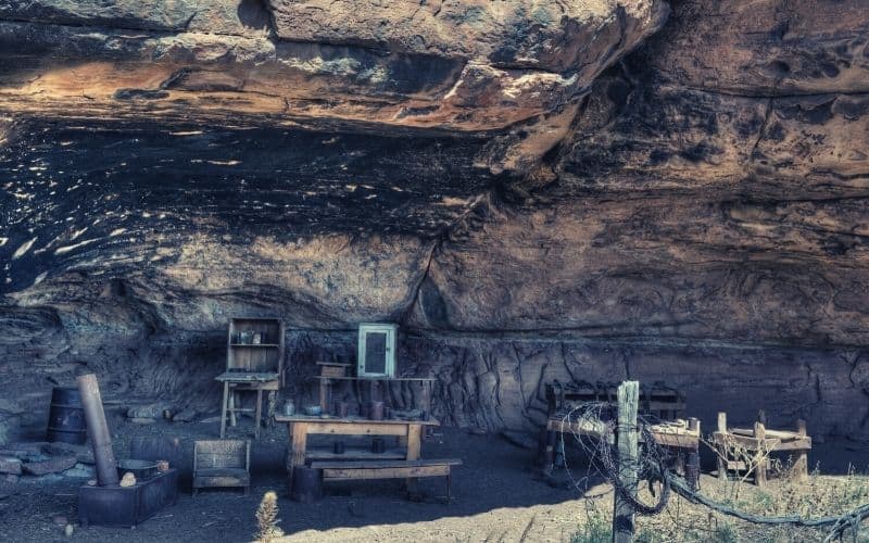 Cave Springs