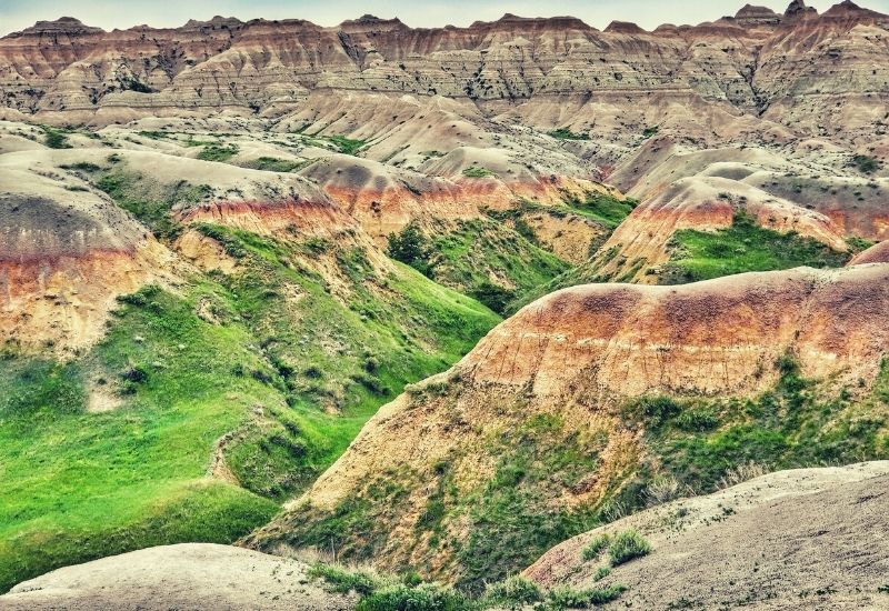 Badlands Trails Best Hikes in Badlands NP - featimg