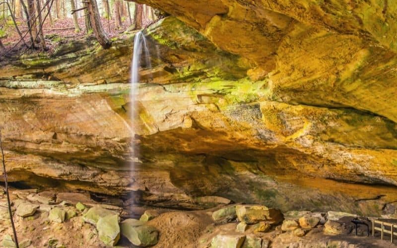 Whispering Cave hocking hills