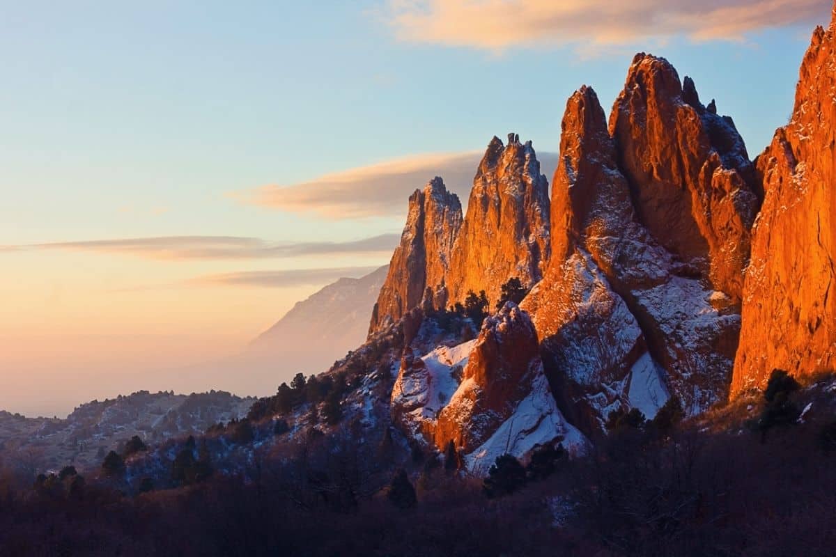 Hiking in Colorado Springs - featimg