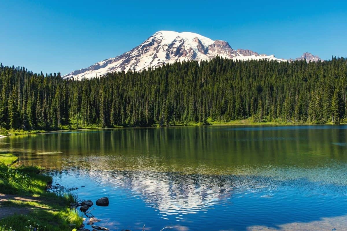 best hikes near seattle - featimg