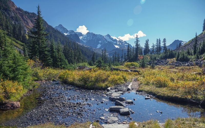 Lake Anne trail, Washington