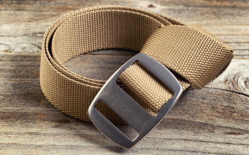 Nylon utility belt with metal buckle