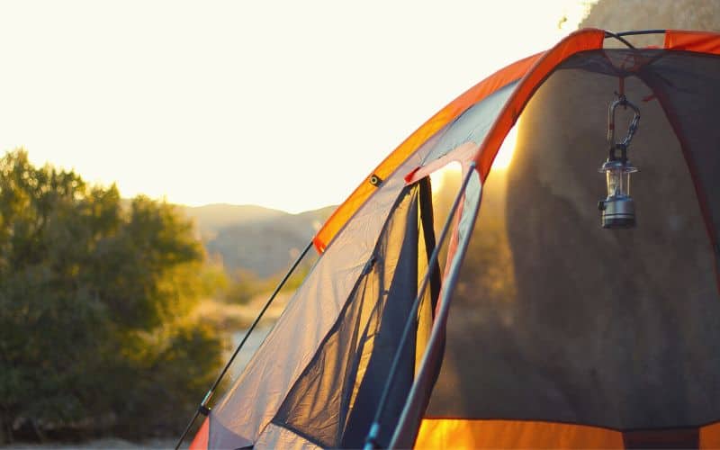 Mesh inner tent with gear loop holding a lantern