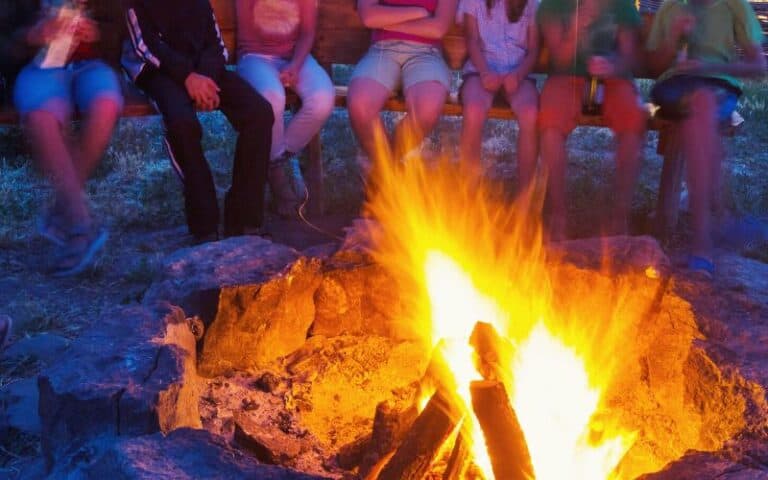 Campfire Games: 21 Fun Games for All the Family - My Open Country